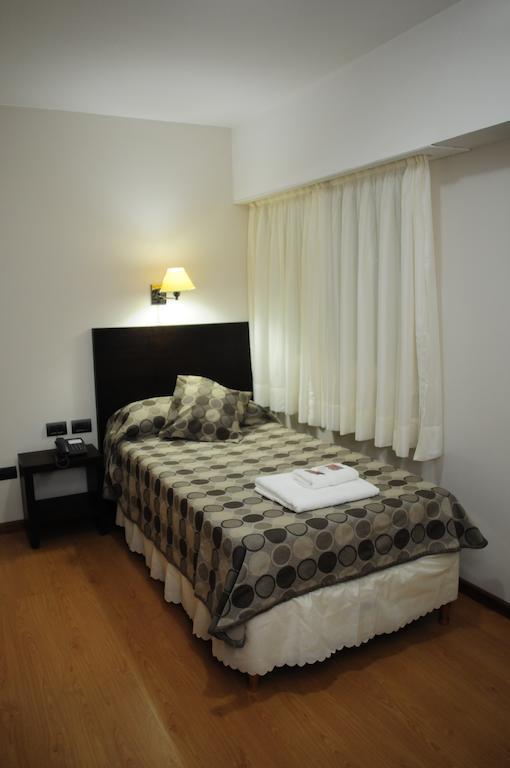 Hotel Euzko Alkartasuna Macachín Habitación foto